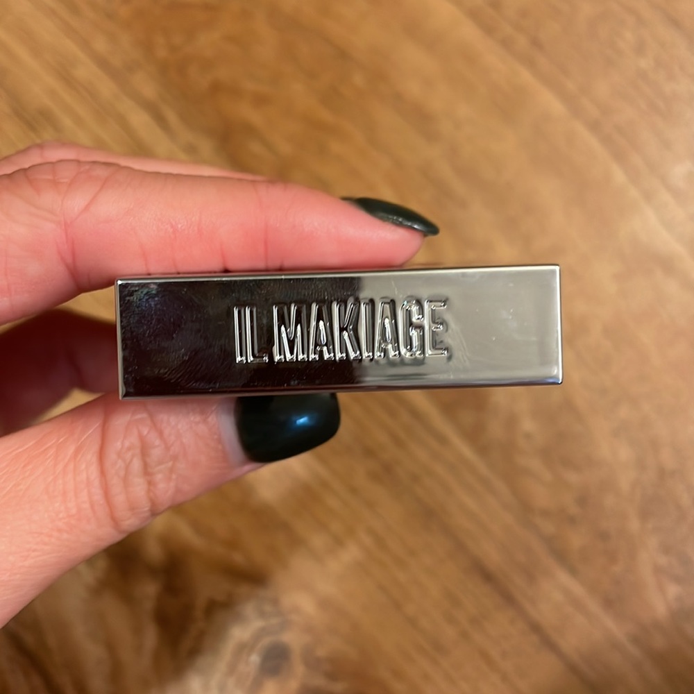 IL Makiage eye shadow / highlighter - Picture 3 of 4
